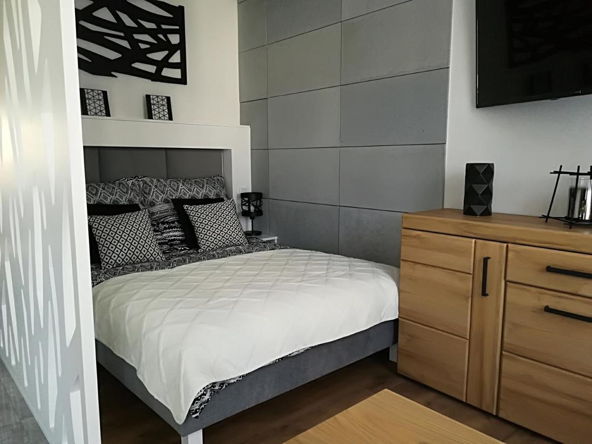 Apartament Wroclaw Centrum Dorzecze Legnickiej Buitenkant foto