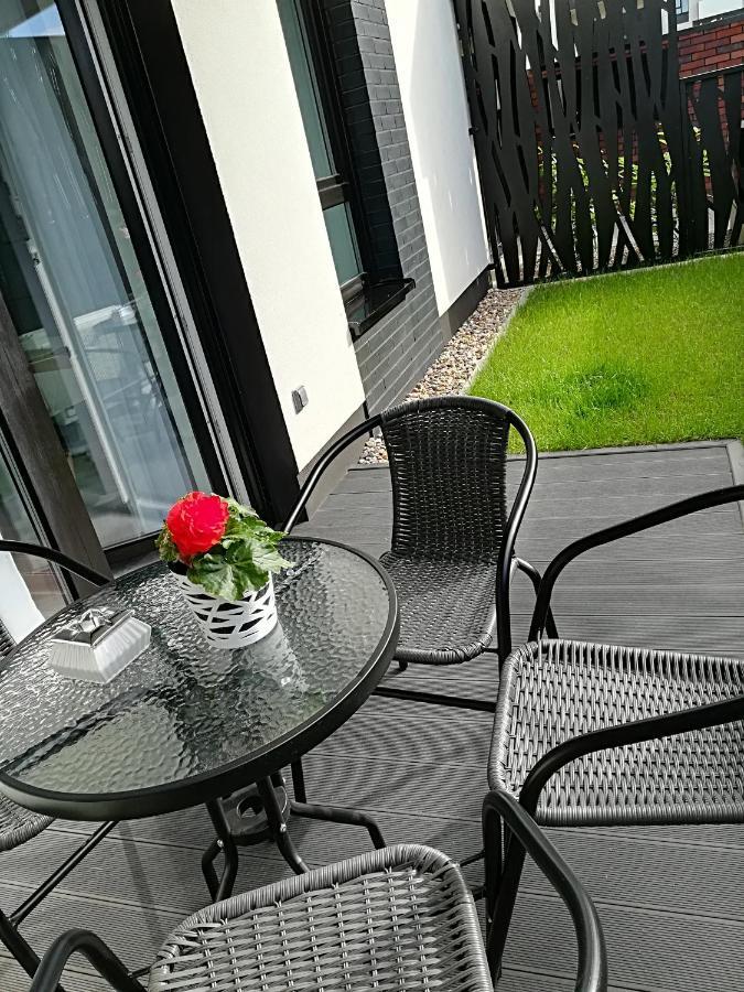 Apartament Wroclaw Centrum Dorzecze Legnickiej Buitenkant foto
